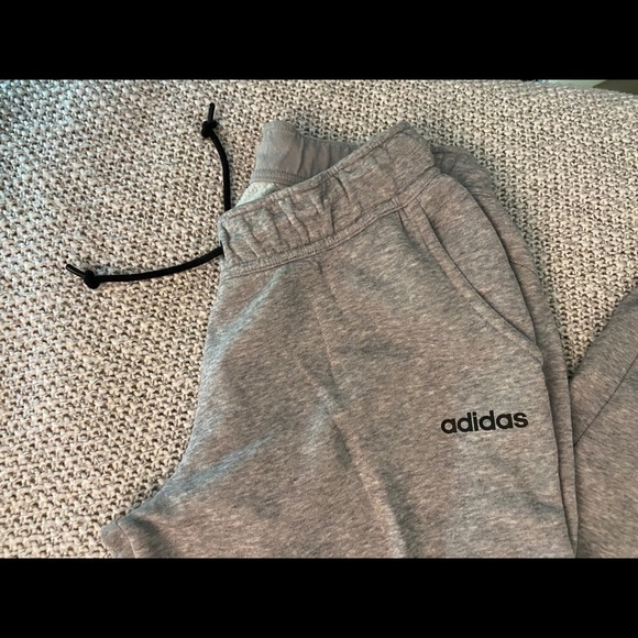 ADIDAS Fleece Jogger - heather grey (sz small) - Picture 3 of 9